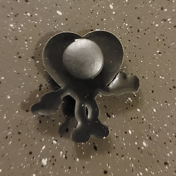 NEW Bad Bunny Heart Croc Charm - Picture 2 of 4